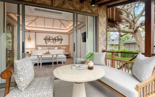 SAii PhiPhi Island Village Deluxe Garden Villa King Bed Outdoor Seating